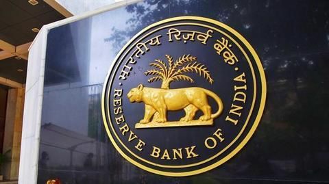 RBI takes a U-turn: Banks closed on April-1