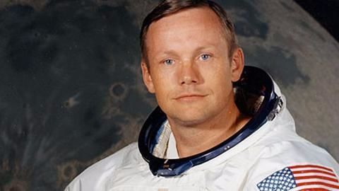 Apollo 11 sample bag to be auctioned