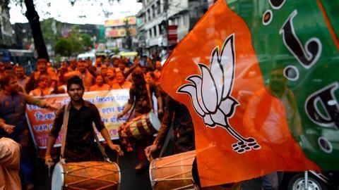 BJP in trouble in Gujarat
