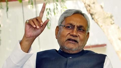 Bihar politics: Will Nitish Kumar lose JD(U) support?