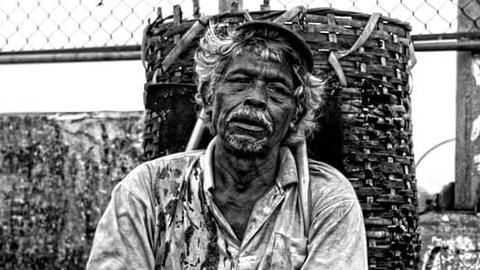 Insurance benefits to retired industrial workers from April