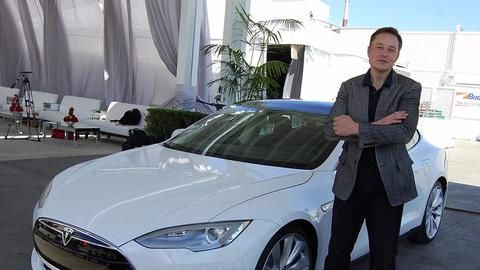 Musk's Tesla gets vote of confidence ahead launch