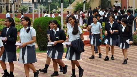India is now going online for education needs