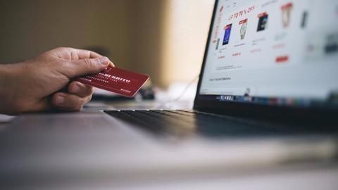 Indian e-commerce platforms : more potholes than hope