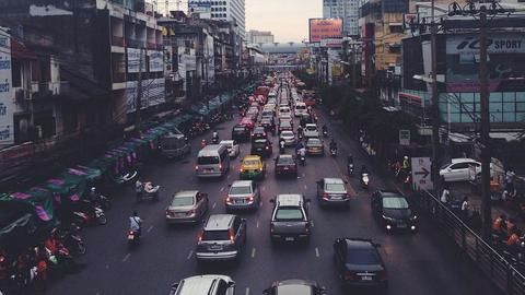 Passenger vehicles reach a six-year high