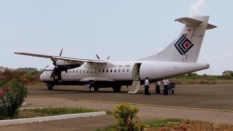 Airplane with 5 onboard goes missing in Indonesia