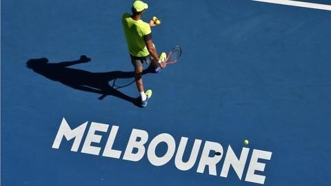 It's 'hot hot hot' at the Australian Open