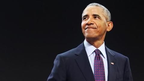 Obama in discussions to produce shows for Netflix
