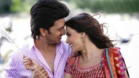 Riteish-Genelia's tribute to 'Kuch Kuch Hota Hai'