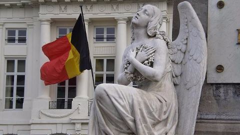 Multiple explosions hit Brussels
