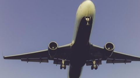 Plane in Chicago catches fire