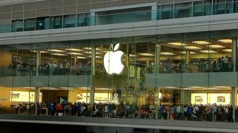 Apple looks to build manufacturing unit in India