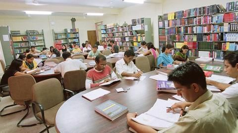 JNU, DU to get financial autonomy?