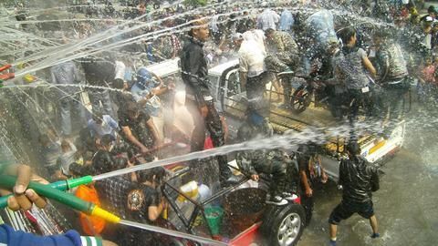 Deaths at Myanmar's Thingyan Water Festival