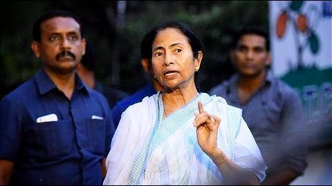 Mamata Banerjee opposes Aadhaar-Mobile number linking