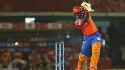 IPL 10: KXIP vs GL - Updates!
