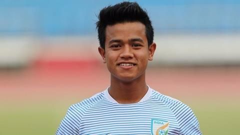 The U-17 football squad's skillful midfielder, Mohammad Shahjahan