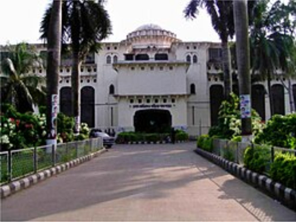 Dhaka Medical College