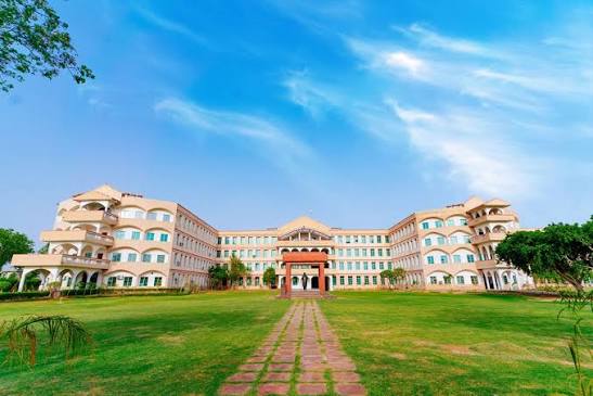 Dronacharya Group of Institutions Greater Noida