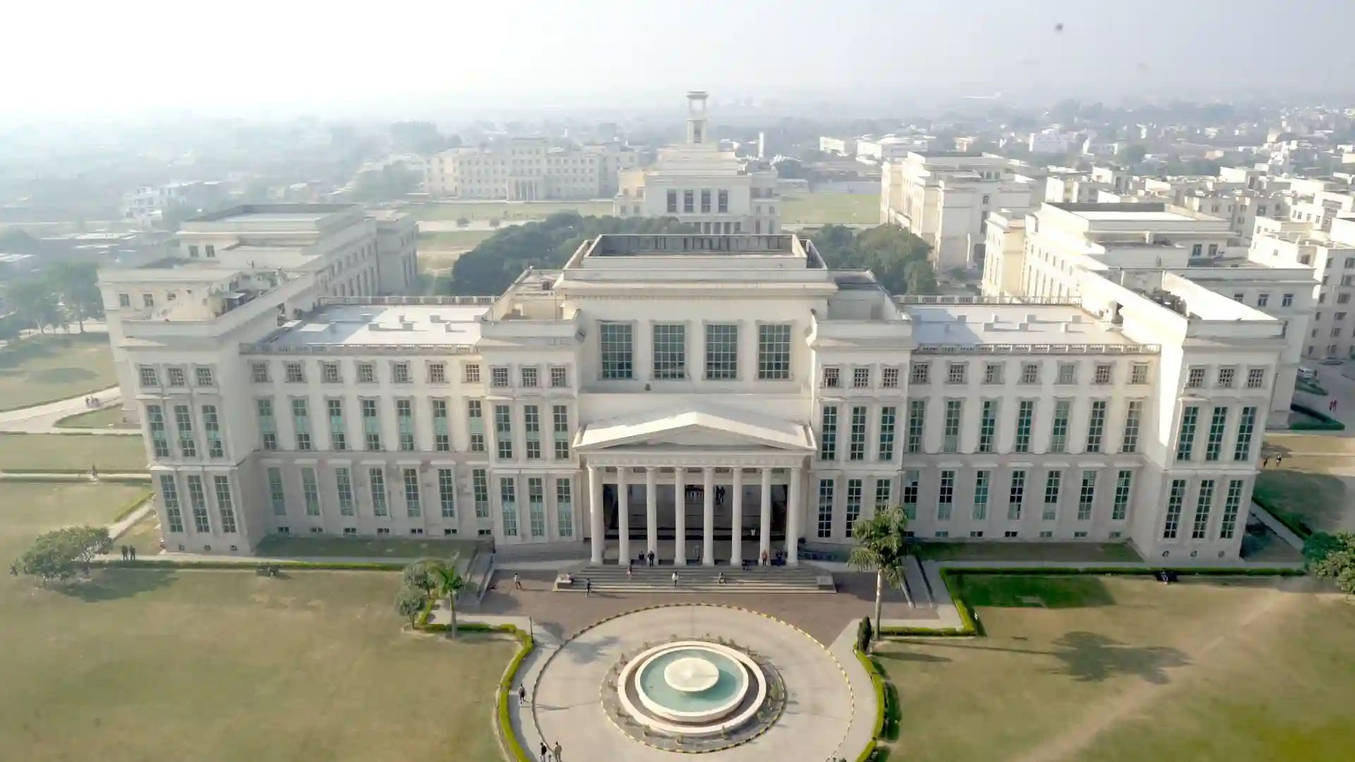 Amity University Lucknow Campus