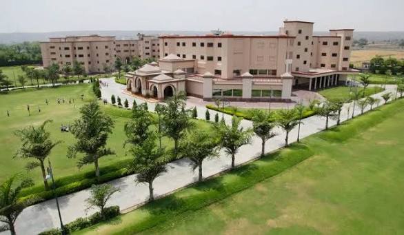 GD Goenka University