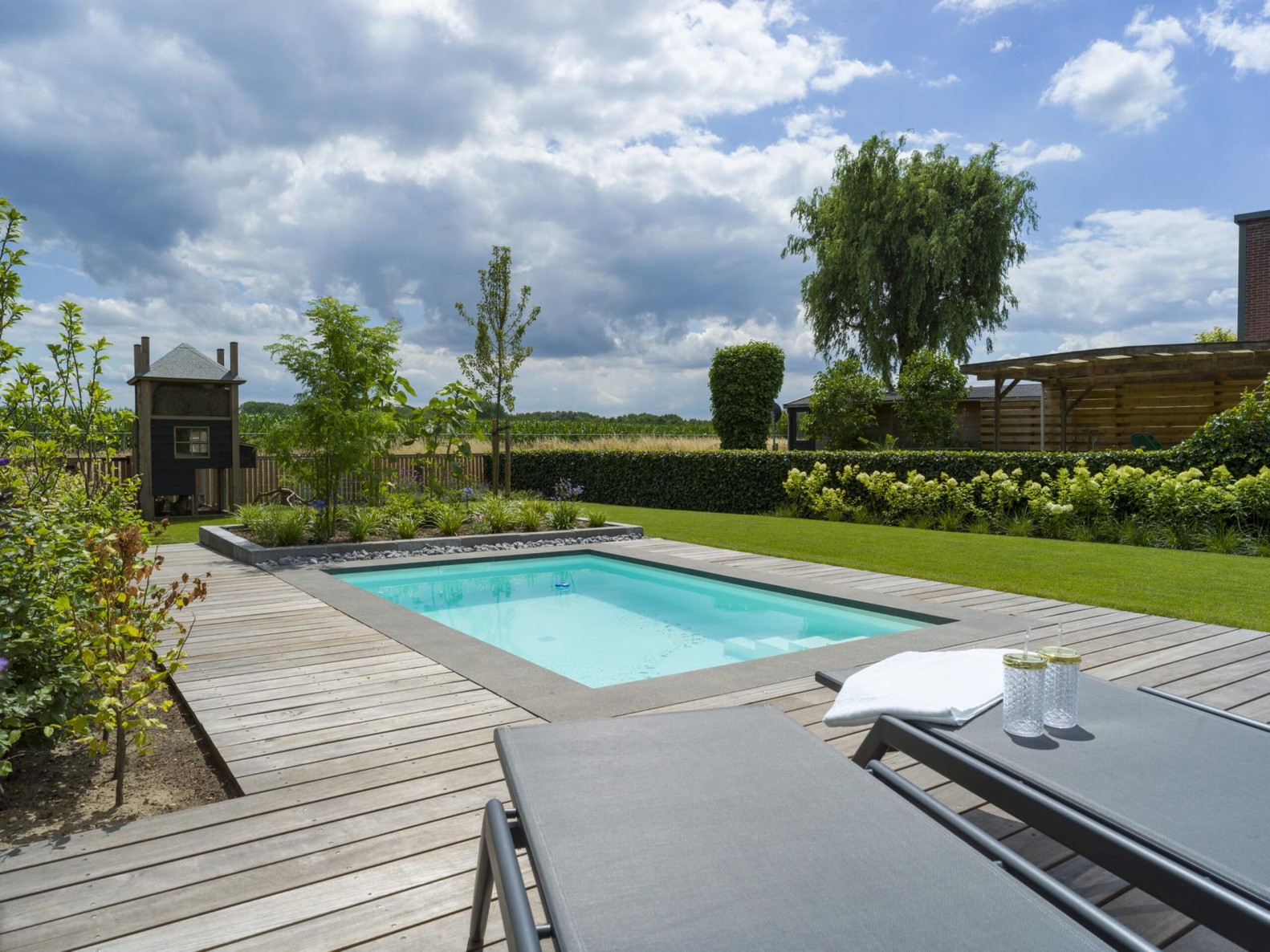 Moderne tuin in Heerde