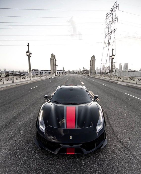 Ferrari 488 Pista