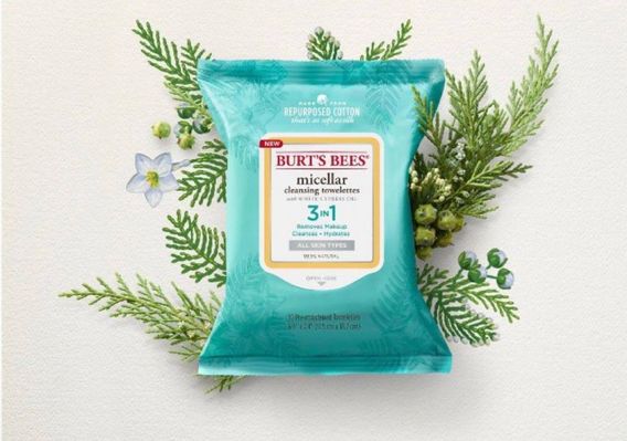 Burt’s Bees micellar cleansing towlettes