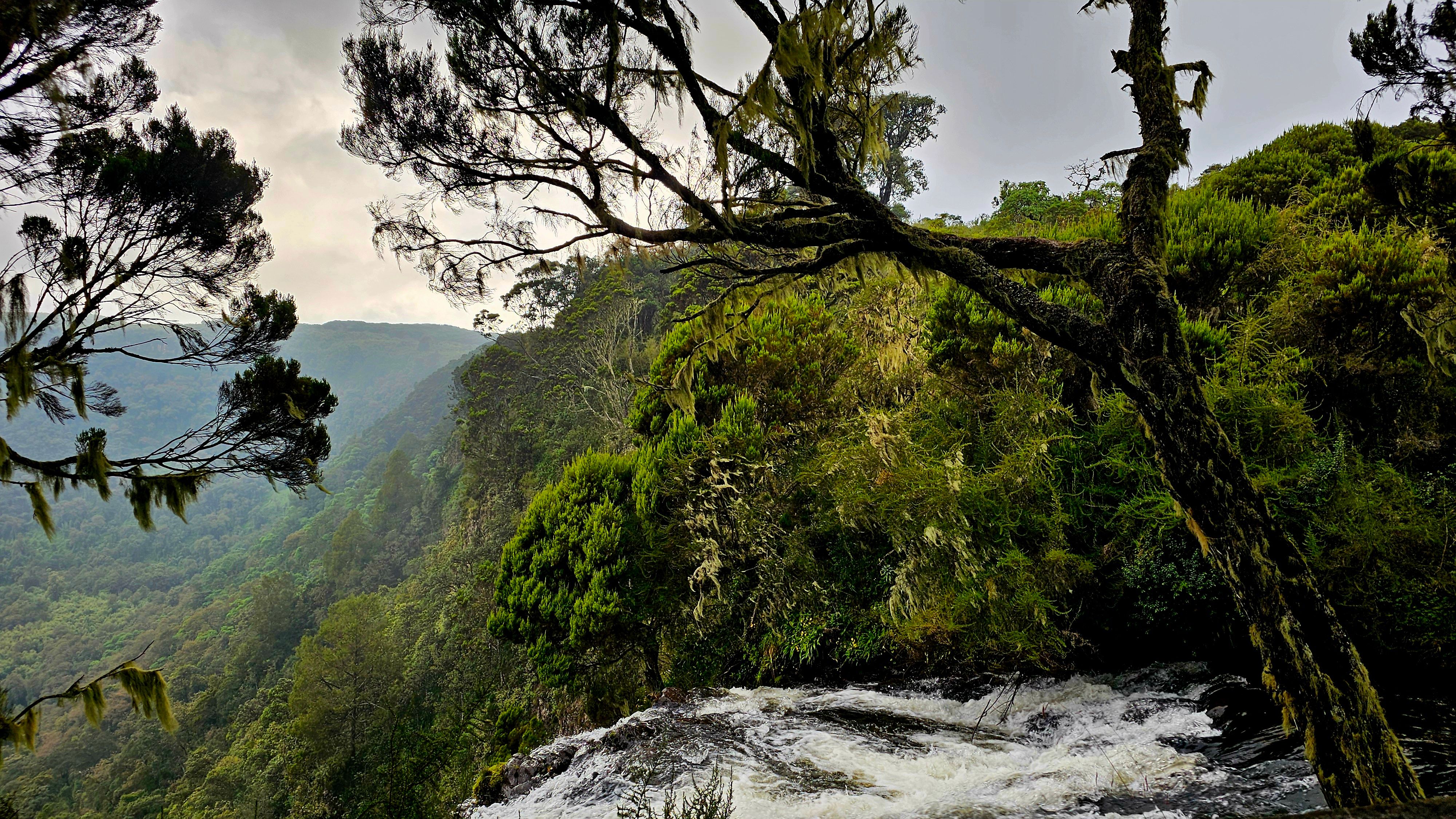 Karuru Falls close view