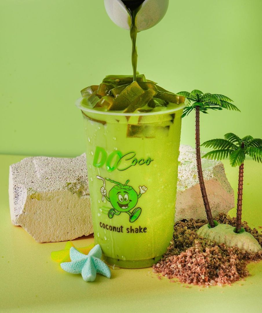 10 Coconut Shake Viral Di Jakarta Nyegerin Banget Nibble 7519