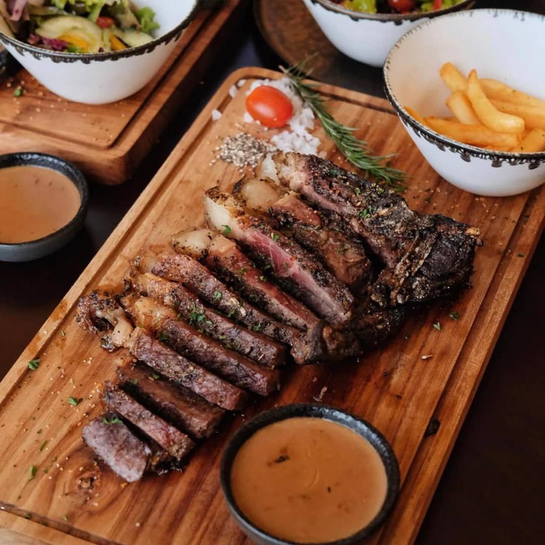 10 Restoran Steak Enak di Jogja Buat Pencinta Dedagingan Nibble