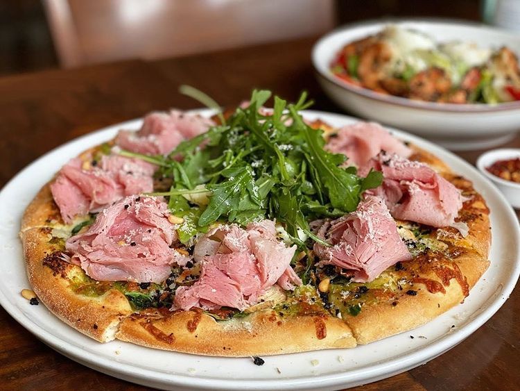 7 Pizza Paling Enak di Jakarta Nibble