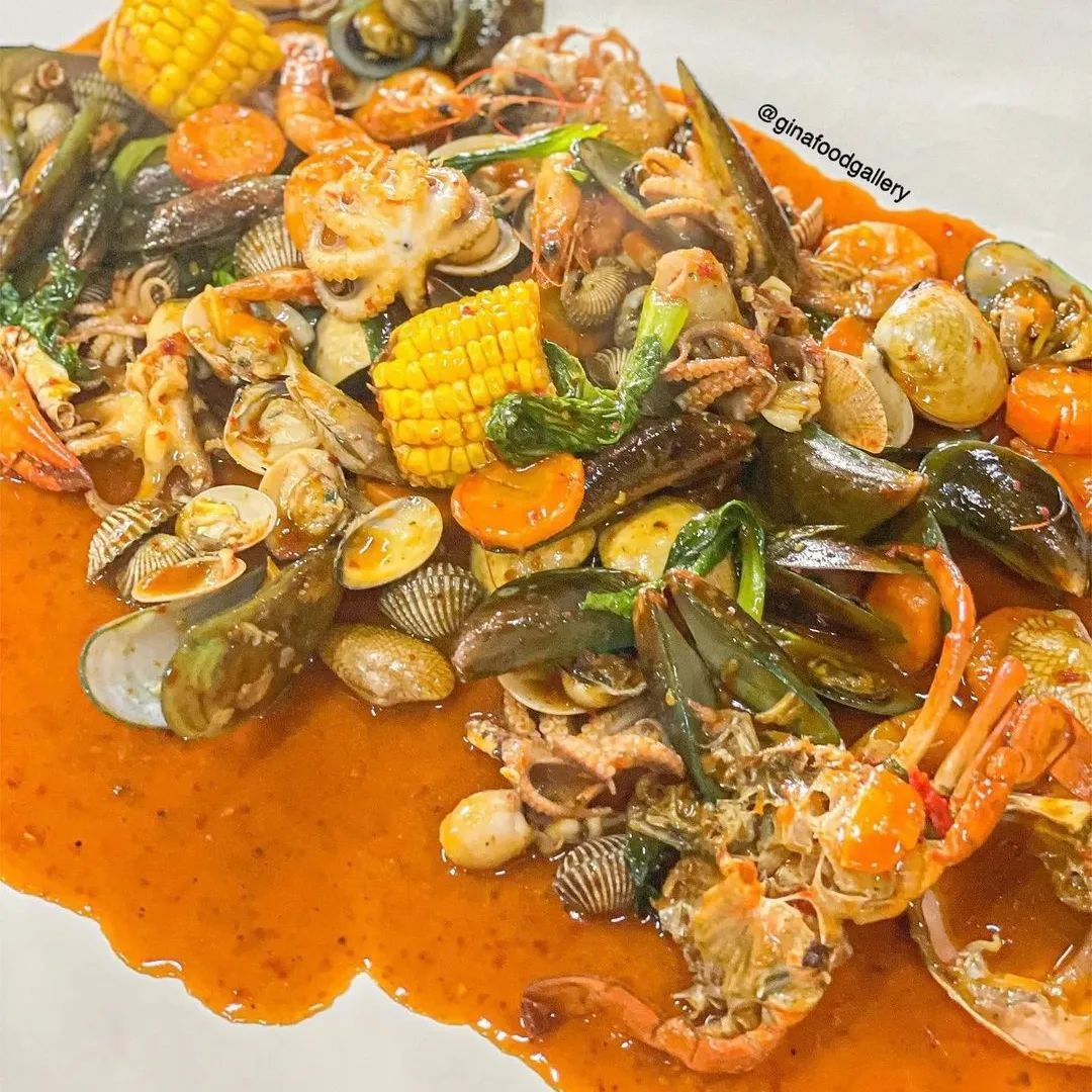 10 Tempat Makan Seafood di Bandung Paling Endeus - Nibble