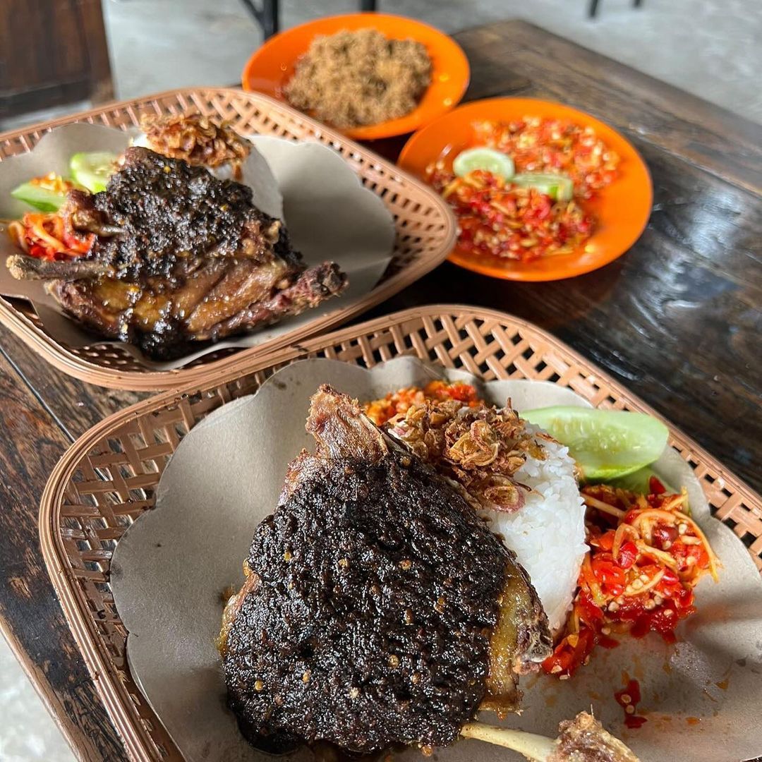 Rumah Makan Bebek Terbaik di Kota Anda dengan Rasa Autentik dan Harga Bersahabat