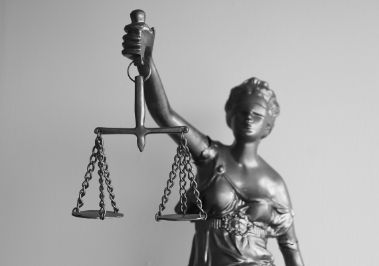 Image of statue of Justice