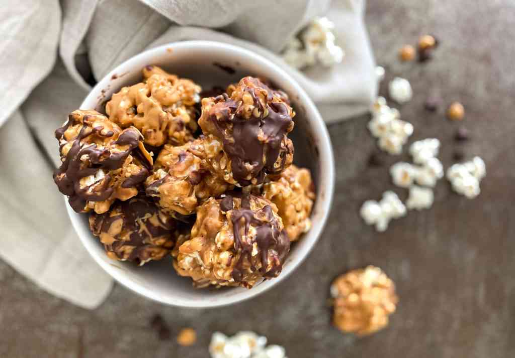 Sweet Popcorn Marshmallow Balls