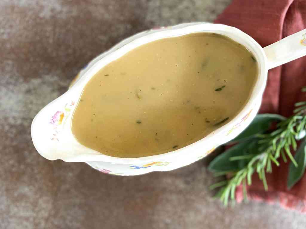 Quick Last Minute Turkey Gravy