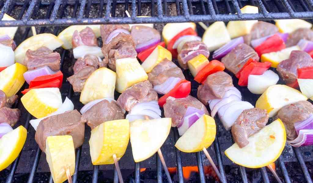 Easy Weeknight Steak Kabobs