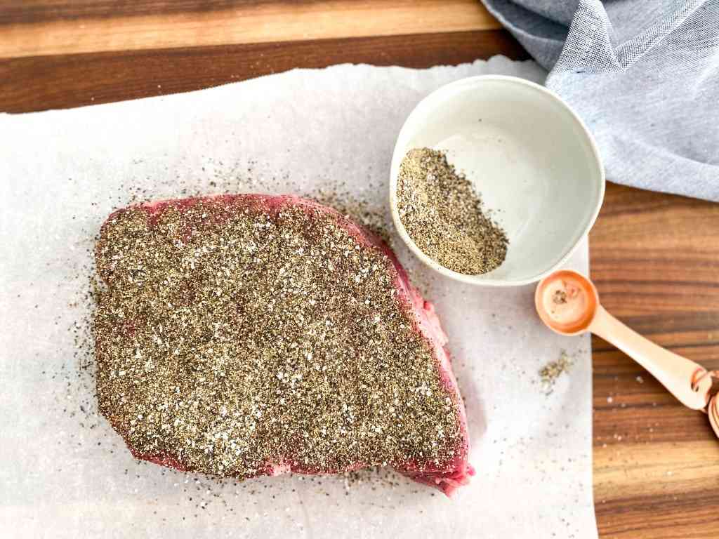 Cracked Black Pepper Crusted Pot Roast (Steak au Poive - crockpot) -  Nicole's Tasting Spoon