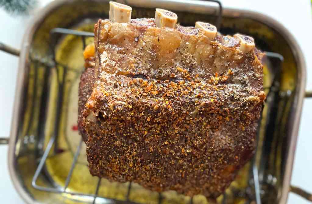 Scrumptious Pepper-Crusted Roast Beef (Standing Rib-Roast)