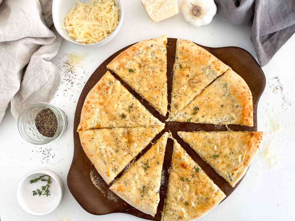 Cacio e Pepe Pizza (Vegetarian White Pizza)