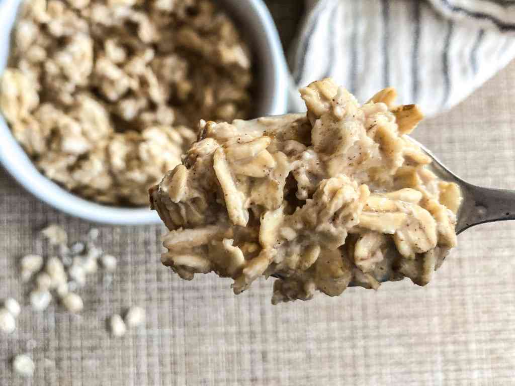 Cinnamon Overnight Oats - Chisel & Fork