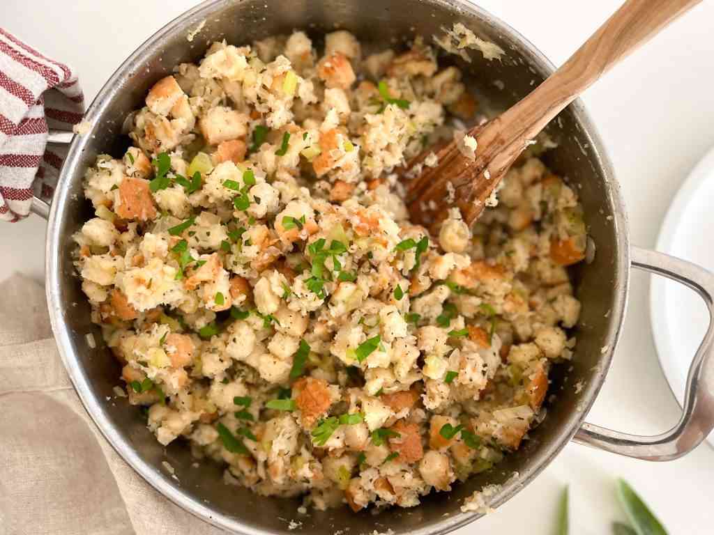 BEST Baked Stove Top Stuffing Recipe {Stove Top Stuffing Directions VIDEO}  - Key To My Lime