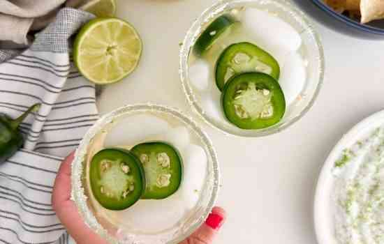 Easy Jalapeño Margaritas