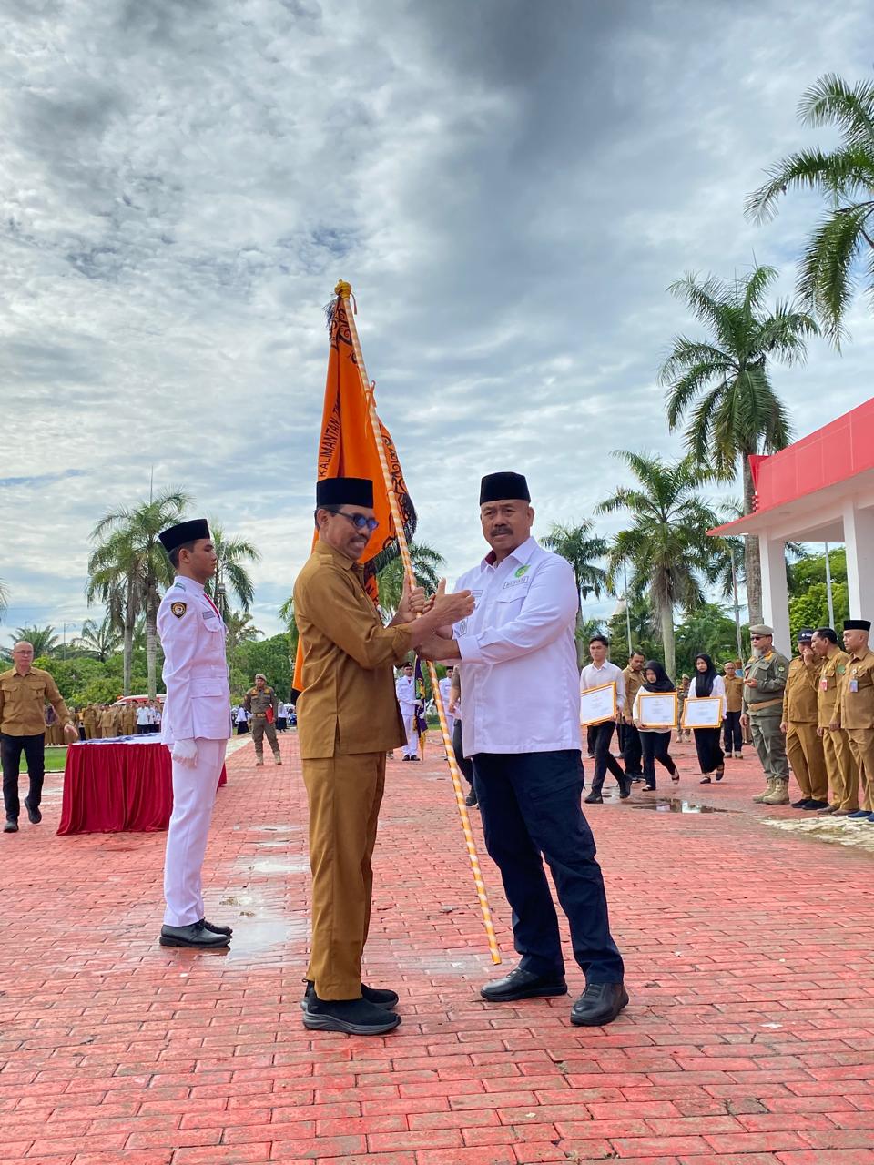 https://ik.imagekit.io/nihigiuvu/Panji%20Perkebunan%20Tahun%202024.jpeg