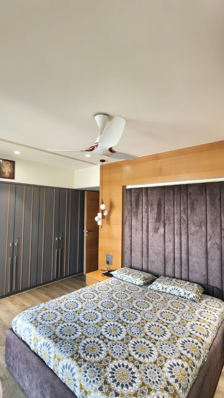 Luxury Apartment in Juhu - View 4