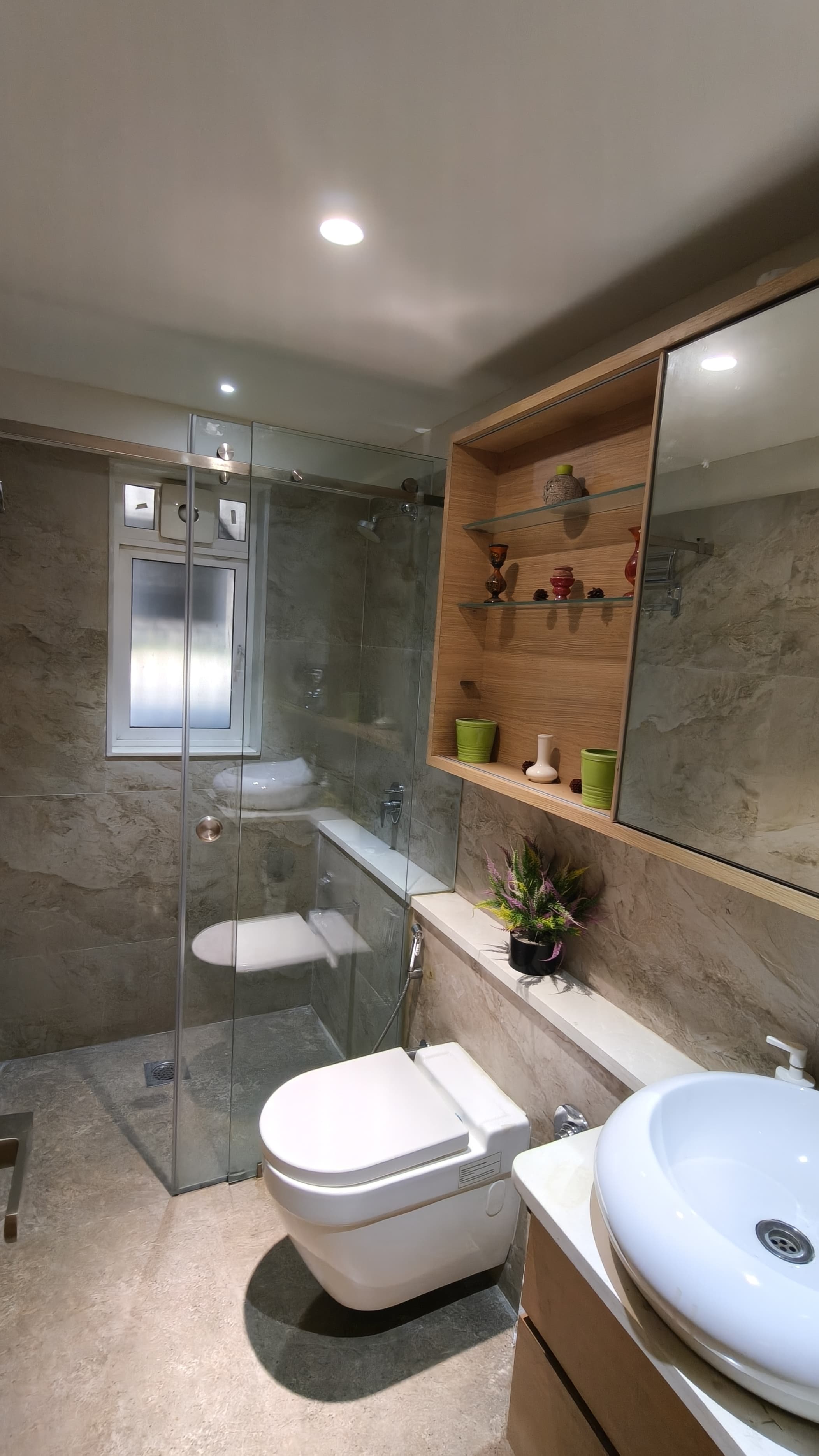 Luxury Apartment in Juhu - View 2