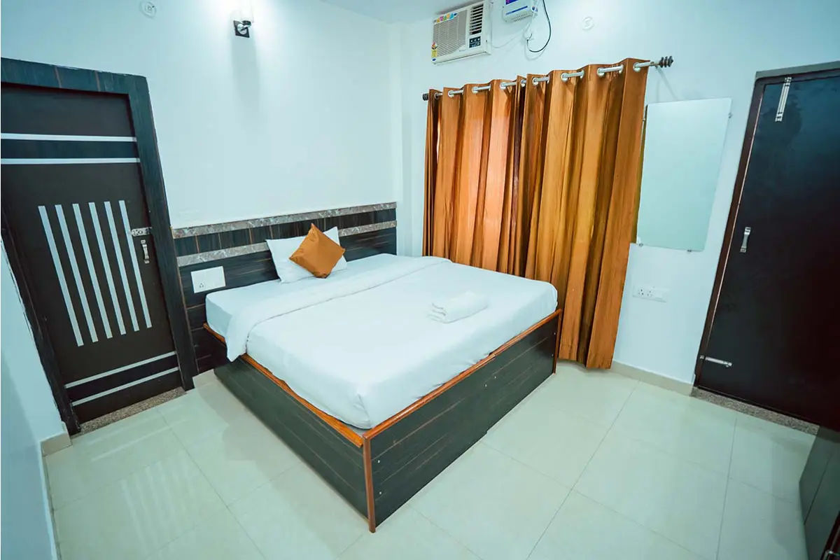 Private Balcony Room