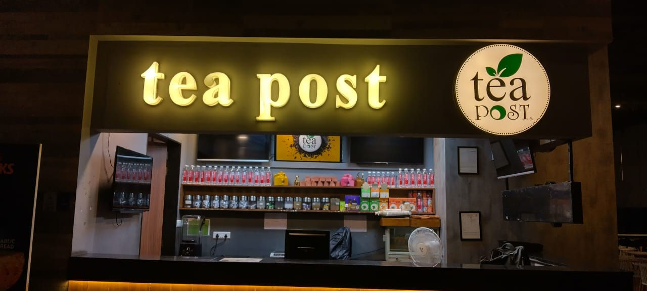 Cafe in Tea Post