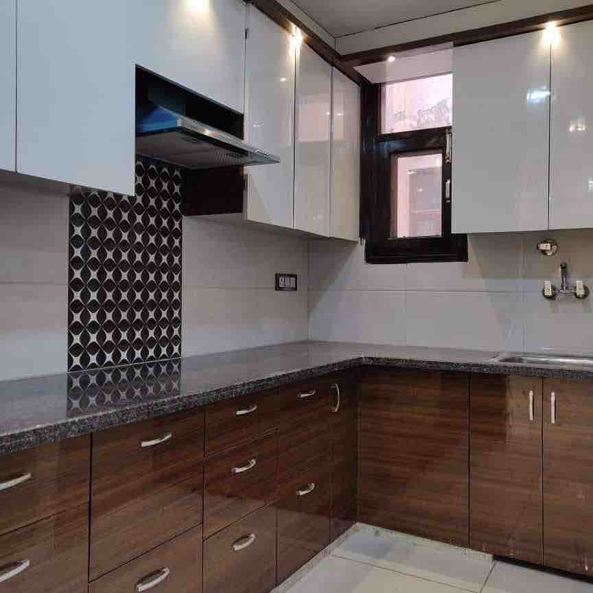 L Shaped Modular Kitchen in gaurav saini renovation